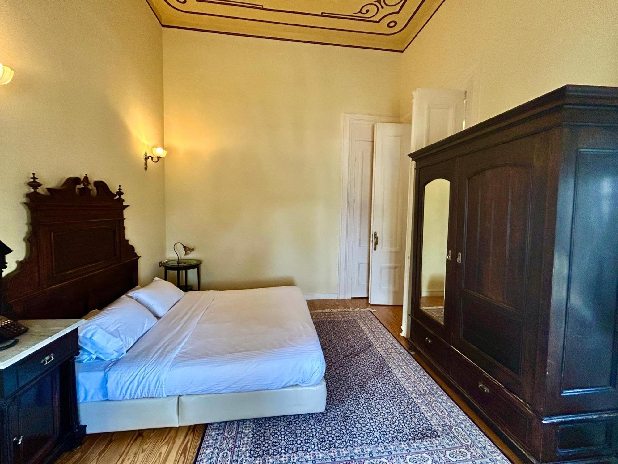 Loriet Hotel Mytilíni Buitenkant foto