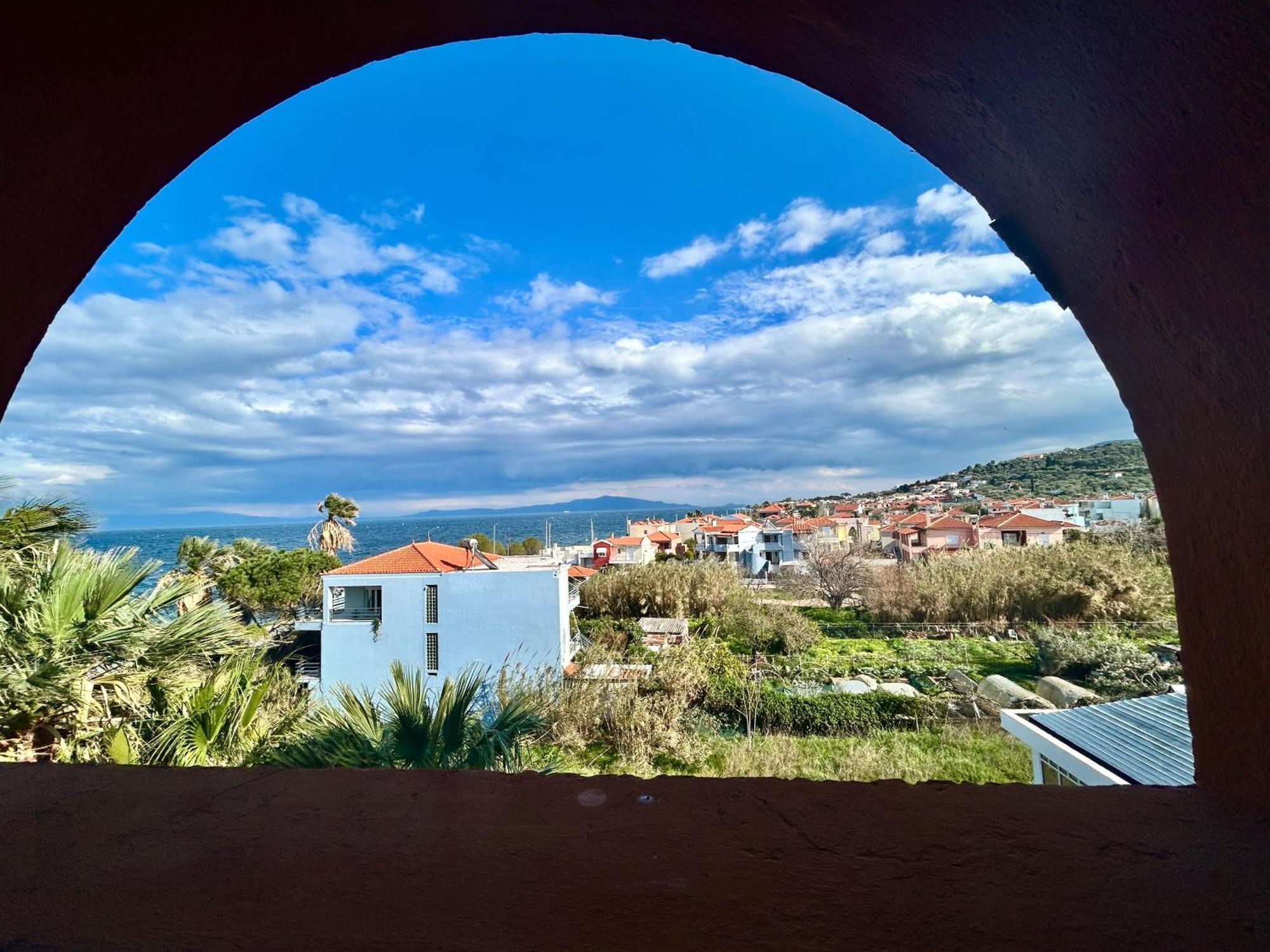 Loriet Hotel Mytilíni Buitenkant foto
